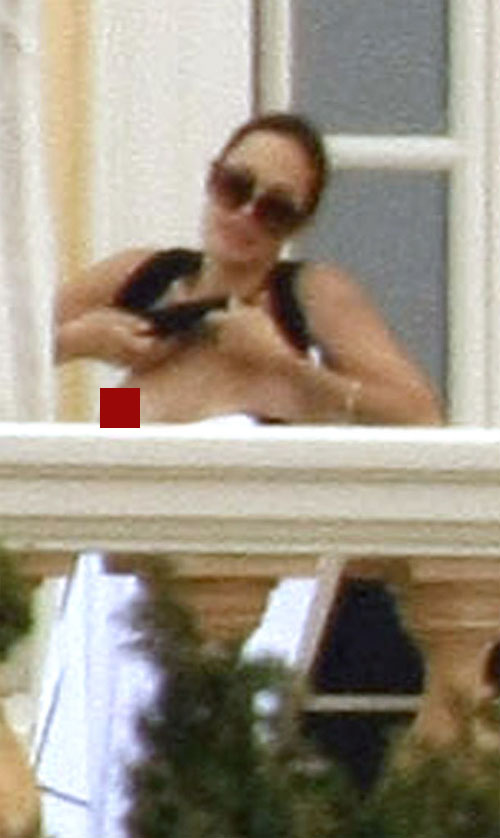 That's right blurry Angelina Jolie nipple